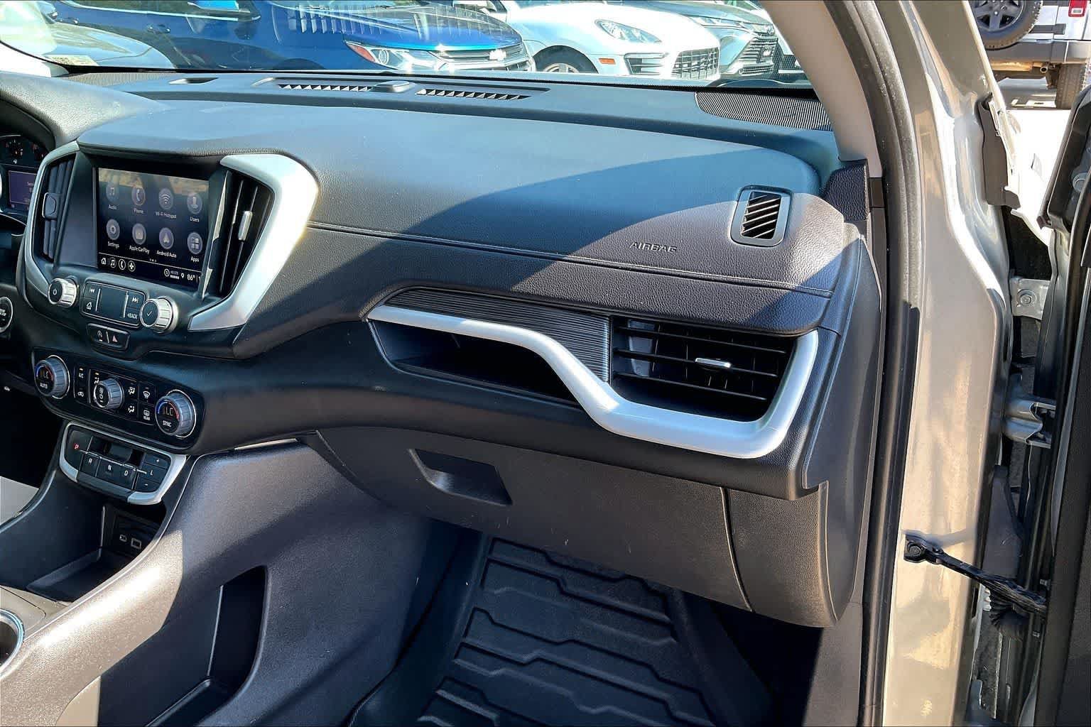 Used 2023 GMC Terrain SLT FWD image 23
