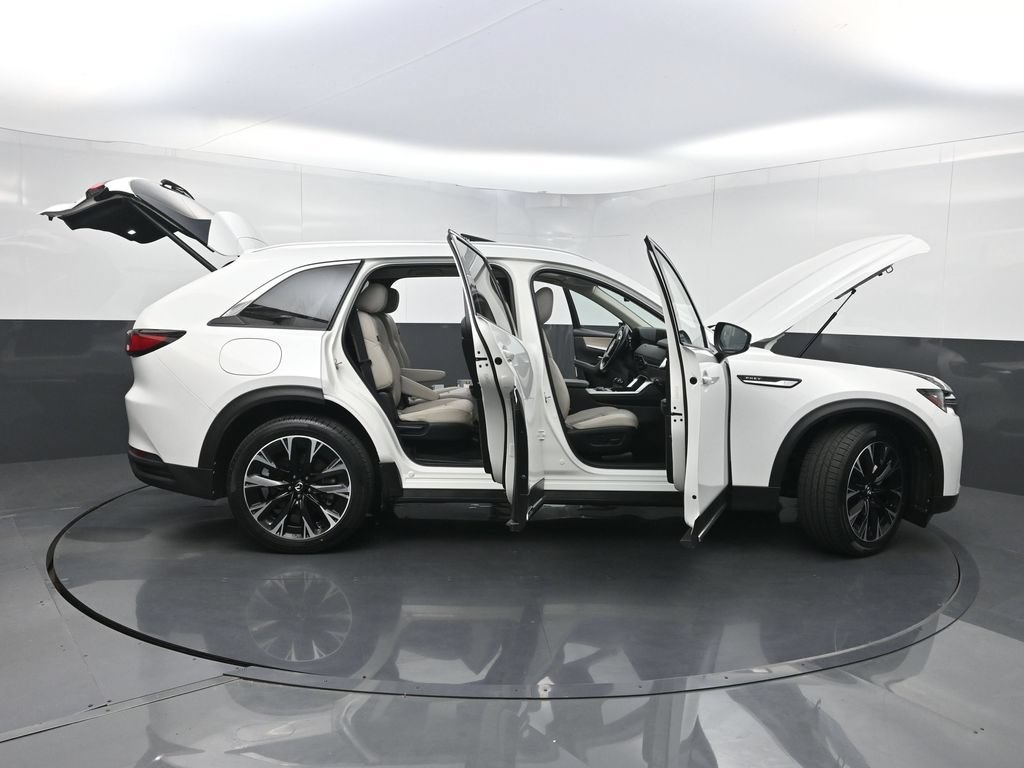 Used 2024 MAZDA CX-90 Plug-In Hybrid w/ Premium Pkg AWD/4WD image 39