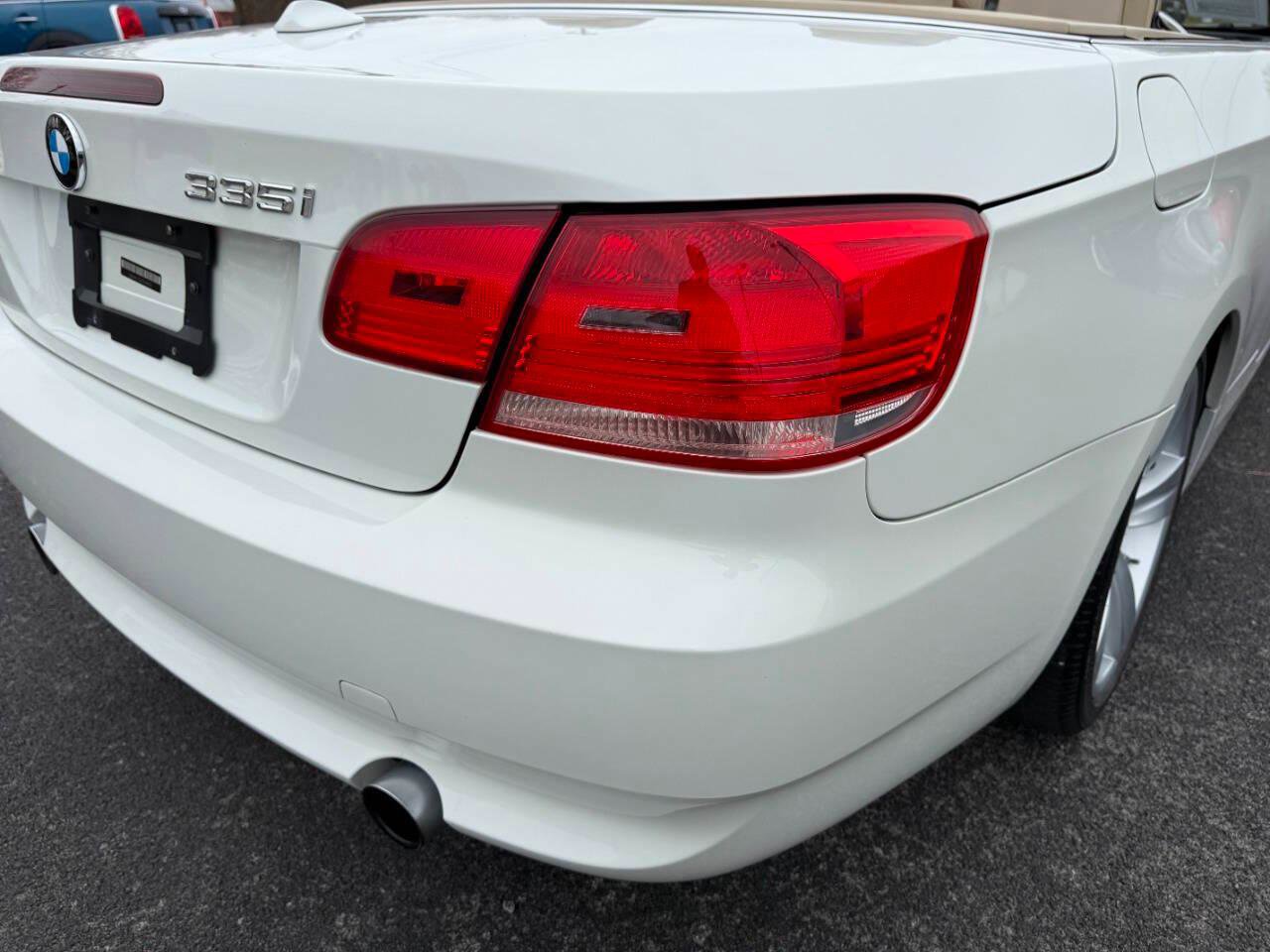 Used 2007 BMW 335i Convertible RWD image 12
