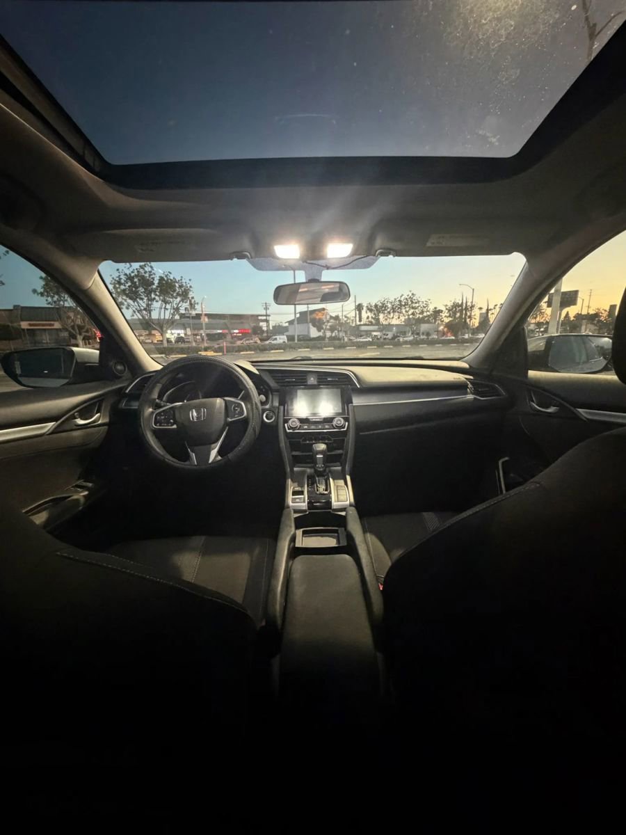 Used 2017 Honda Civic EX image 2