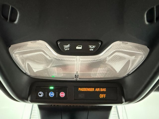 Used 2024 Chevrolet Colorado Z71 w/ Z71 Convenience Package 2 image 18