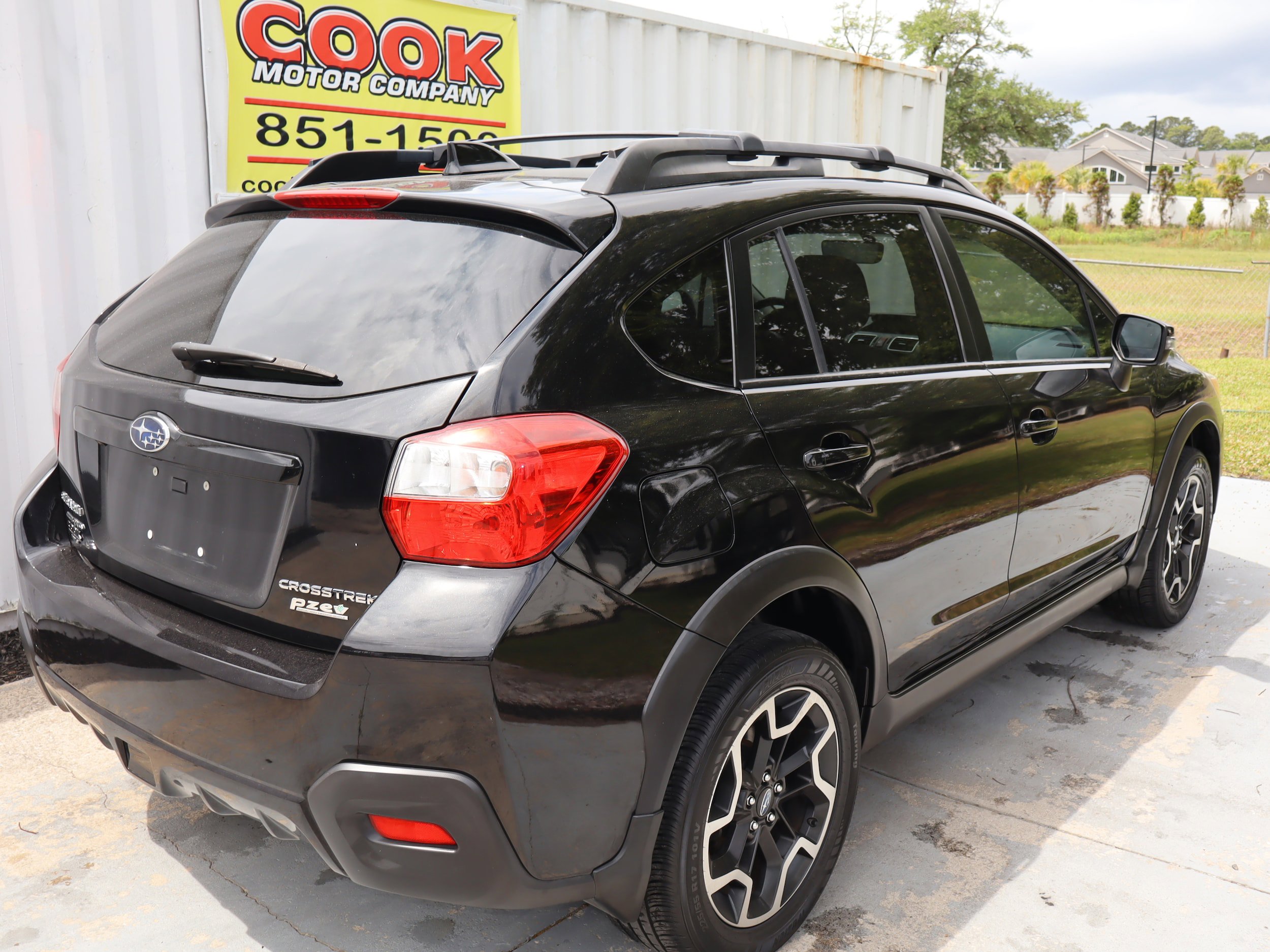 Used 2017 Subaru Crosstrek 2.0i Limited AWD/4WD image 9
