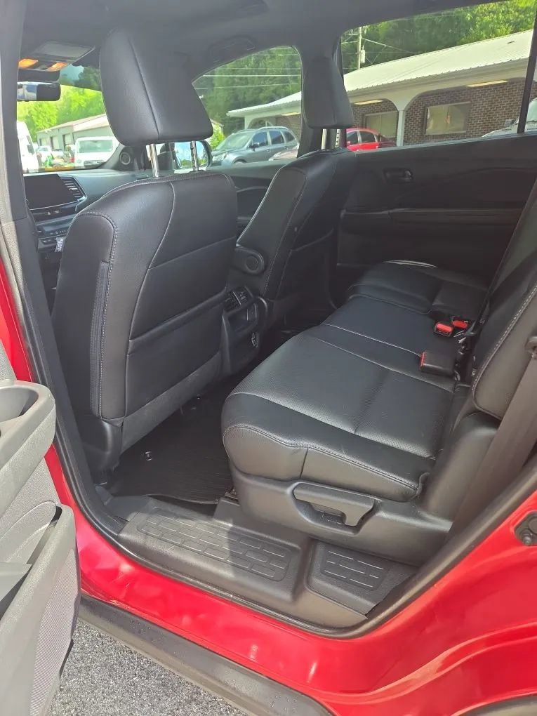 Used 2023 Honda Passport EX-L image 8