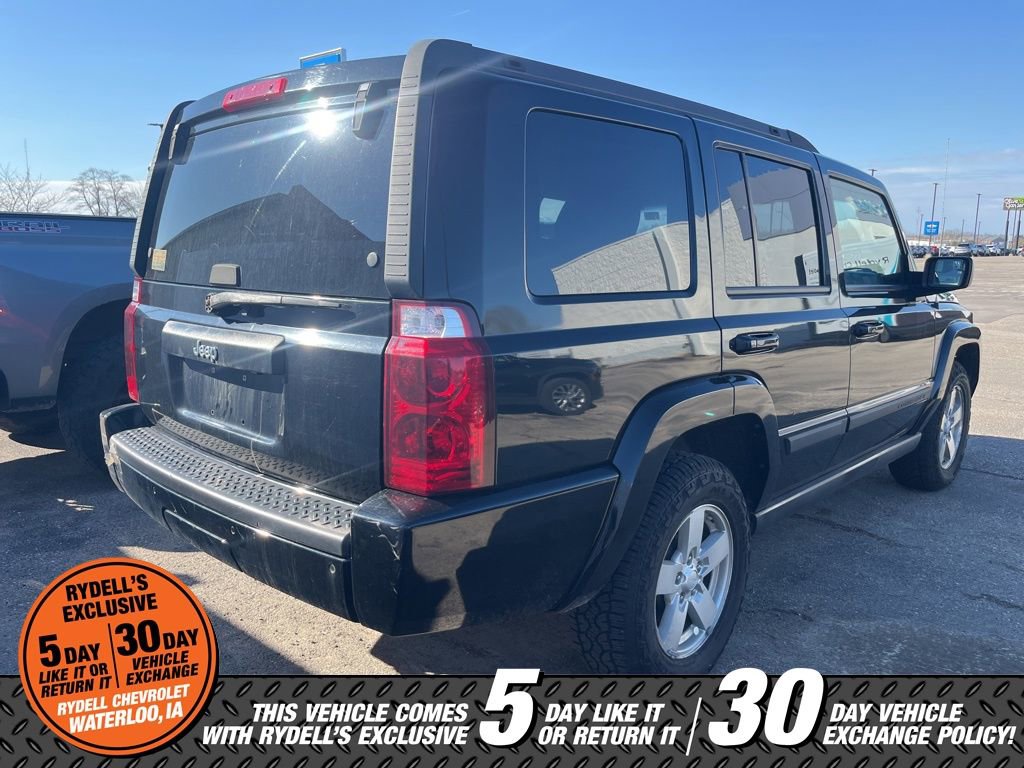 Used 2008 Jeep Commander Sport image 3