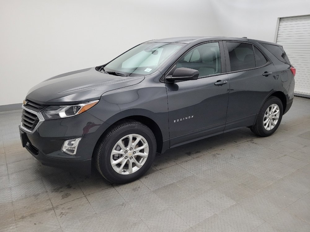 Used 2020 Chevrolet Equinox LS w/ LS Convenience Package image 2