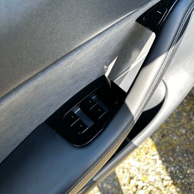 Used 2020 Tesla Model Y Long Range AWD/4WD image 12