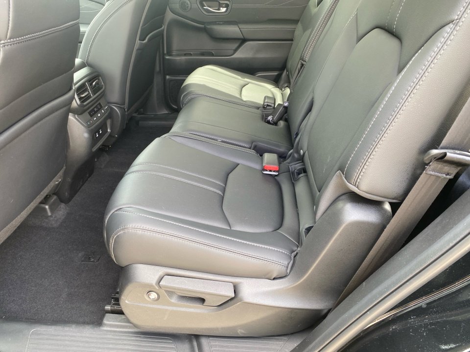 Certified 2026 Honda Pilot Touring image 16