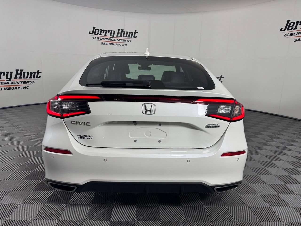 Used 2024 Honda Civic Sport Touring image 8