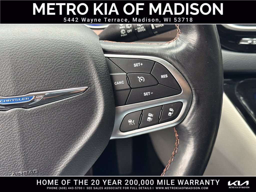 Used 2019 Chrysler Pacifica Touring-L Plus FWD image 20