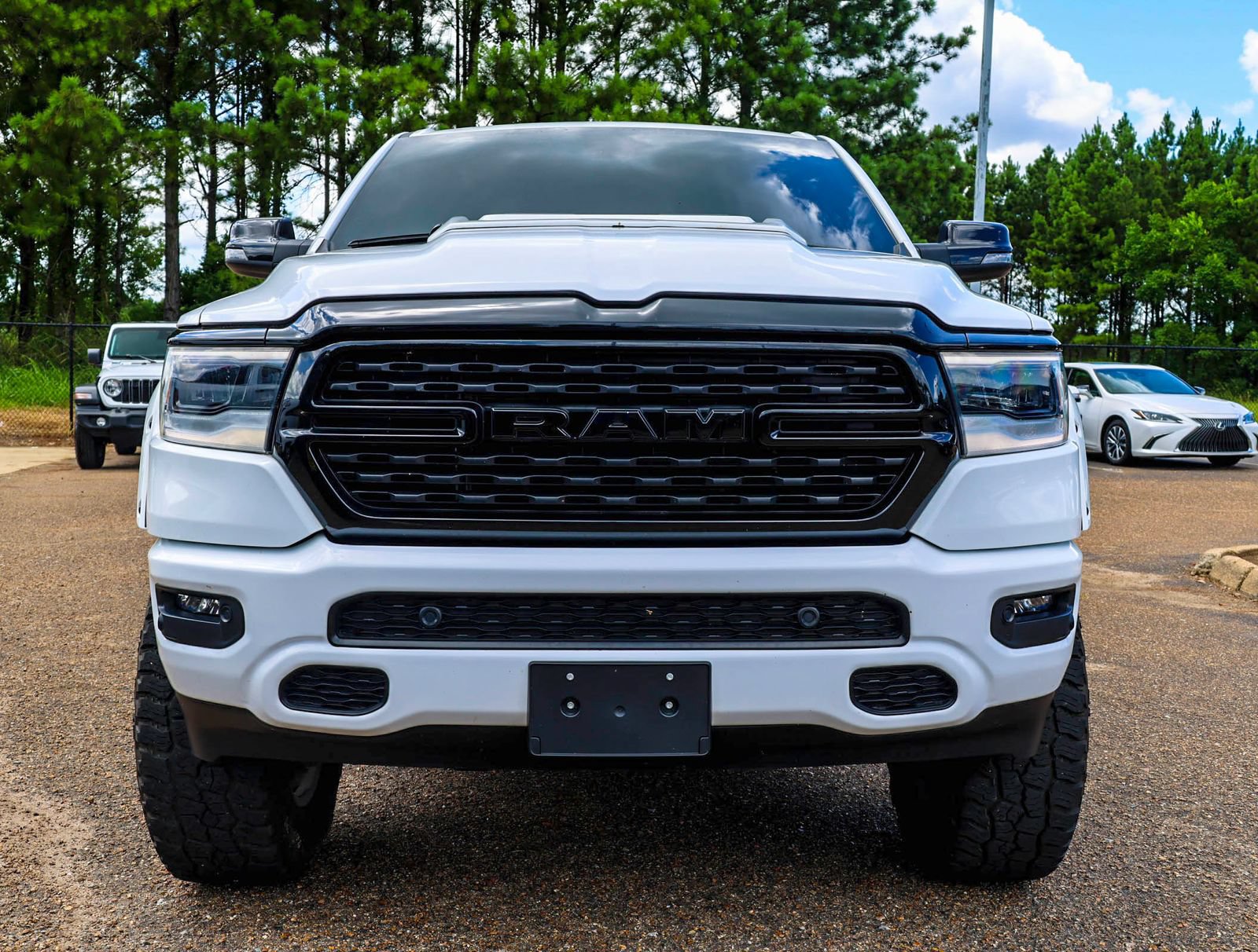 Used 2024 RAM 1500 Big Horn AWD/4WD image 4