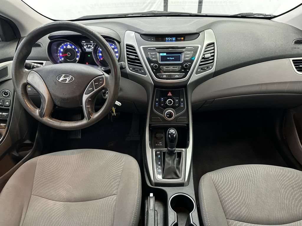 Used 2016 Hyundai Elantra SE FWD image 20
