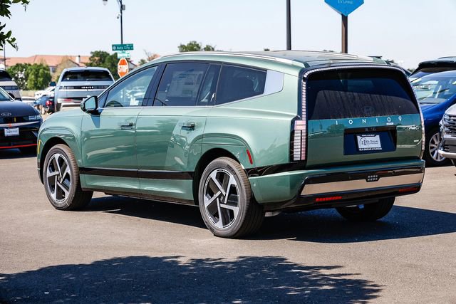 New 2026 Hyundai Ioniq 9 Calligraphy image 2