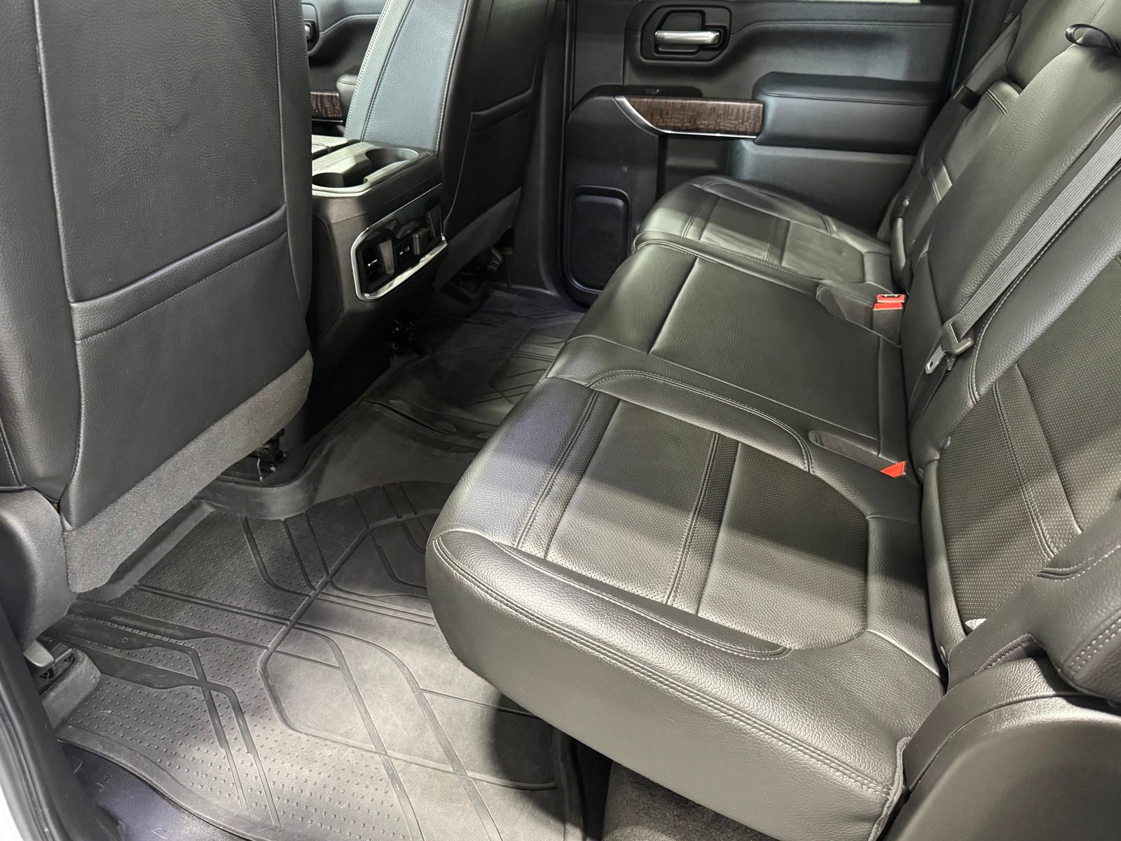 Used 2022 GMC Sierra 2500 Denali w/ Denali Ultimate Package AWD/4WD image 39