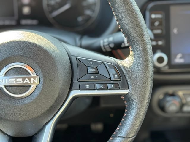Used 2023 Nissan Kicks SR w/ SR Premium Package FWD image 24