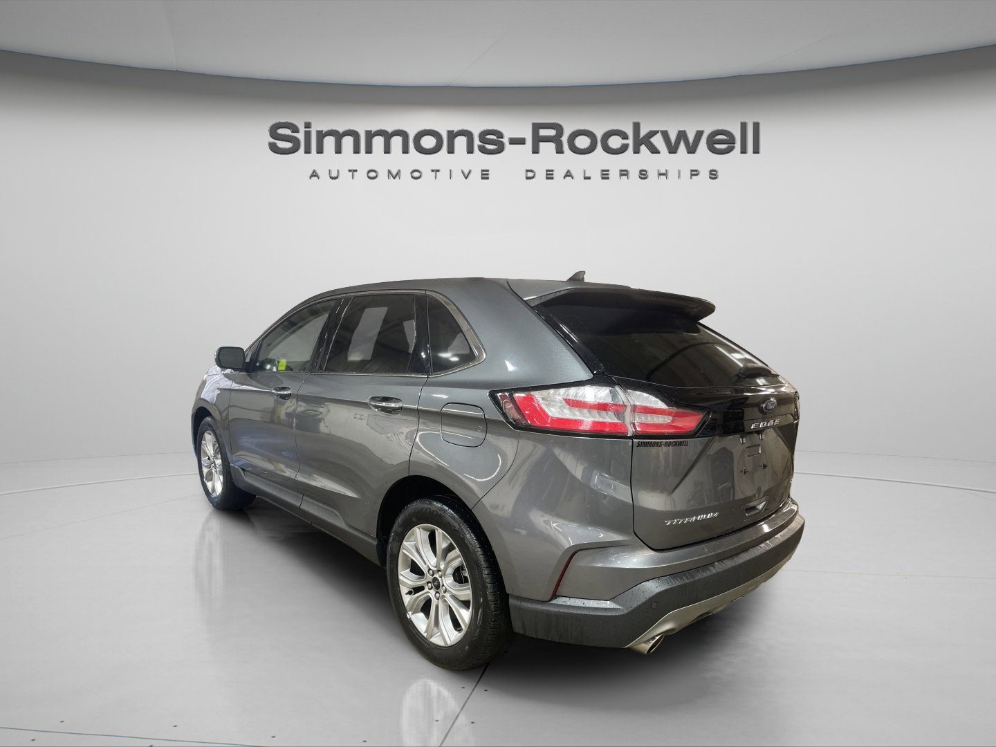 Used 2024 Ford Edge Titanium image 7