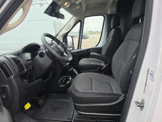 Used 2025 RAM ProMaster 2500 w/ U-Haul Equipment Group FWD image 5