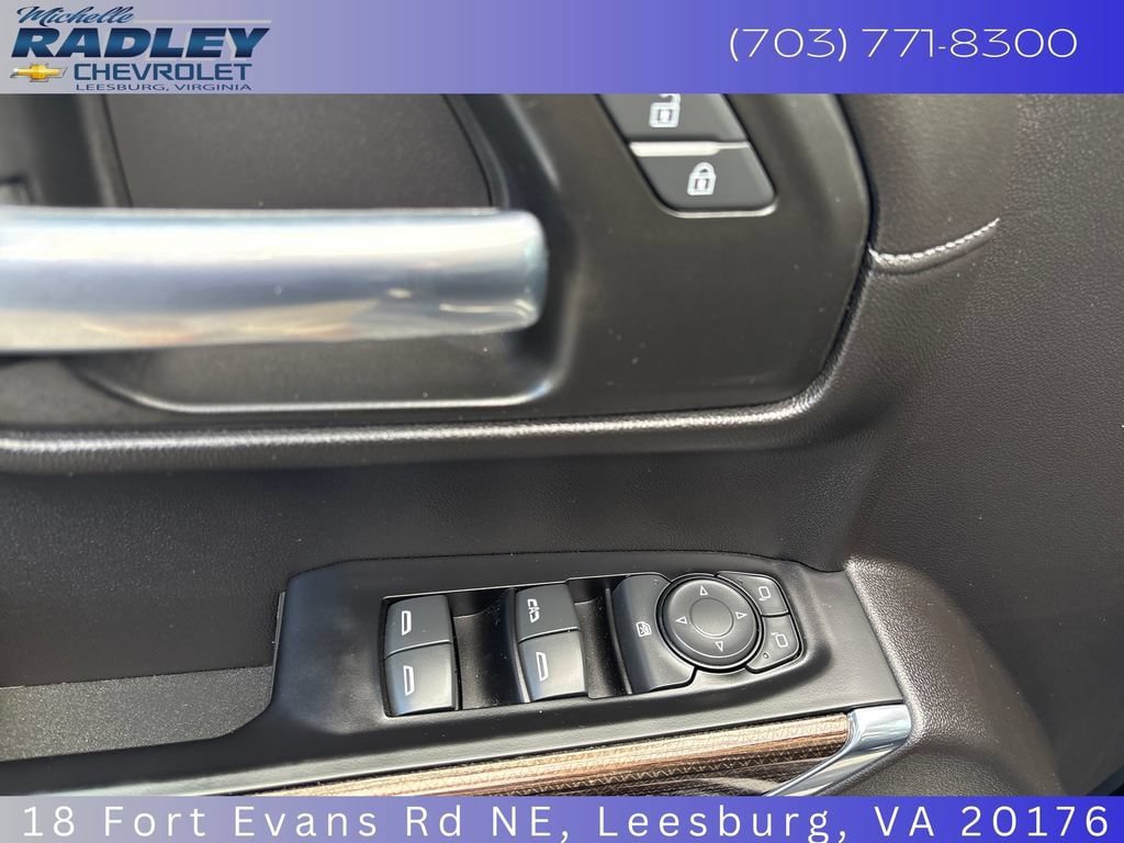 Used 2019 Chevrolet Silverado 1500 RST AWD/4WD image 13