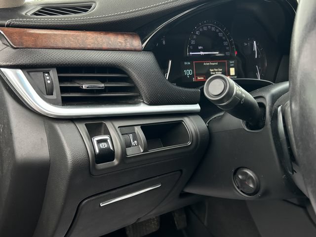 Used 2019 Cadillac XTS Luxury FWD image 32