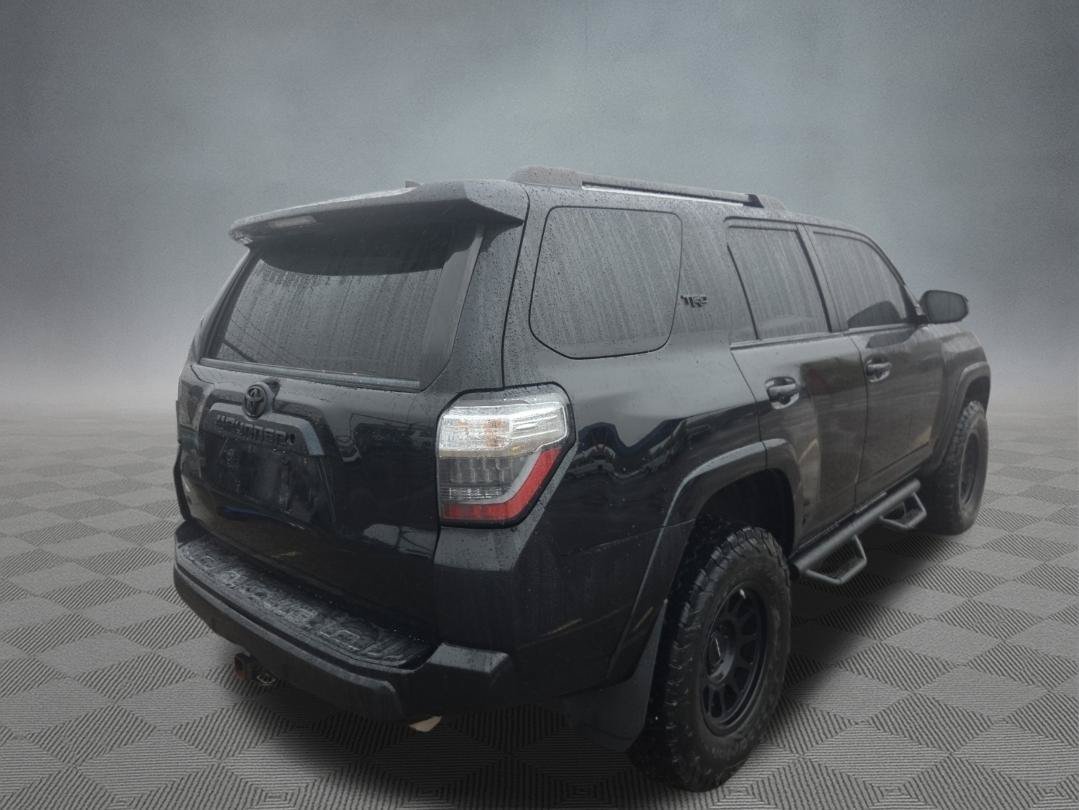 Used 2019 Toyota 4Runner TRD Off-Road AWD/4WD image 8