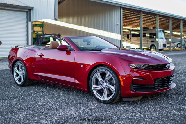 Used 2021 Chevrolet Camaro SS image 12