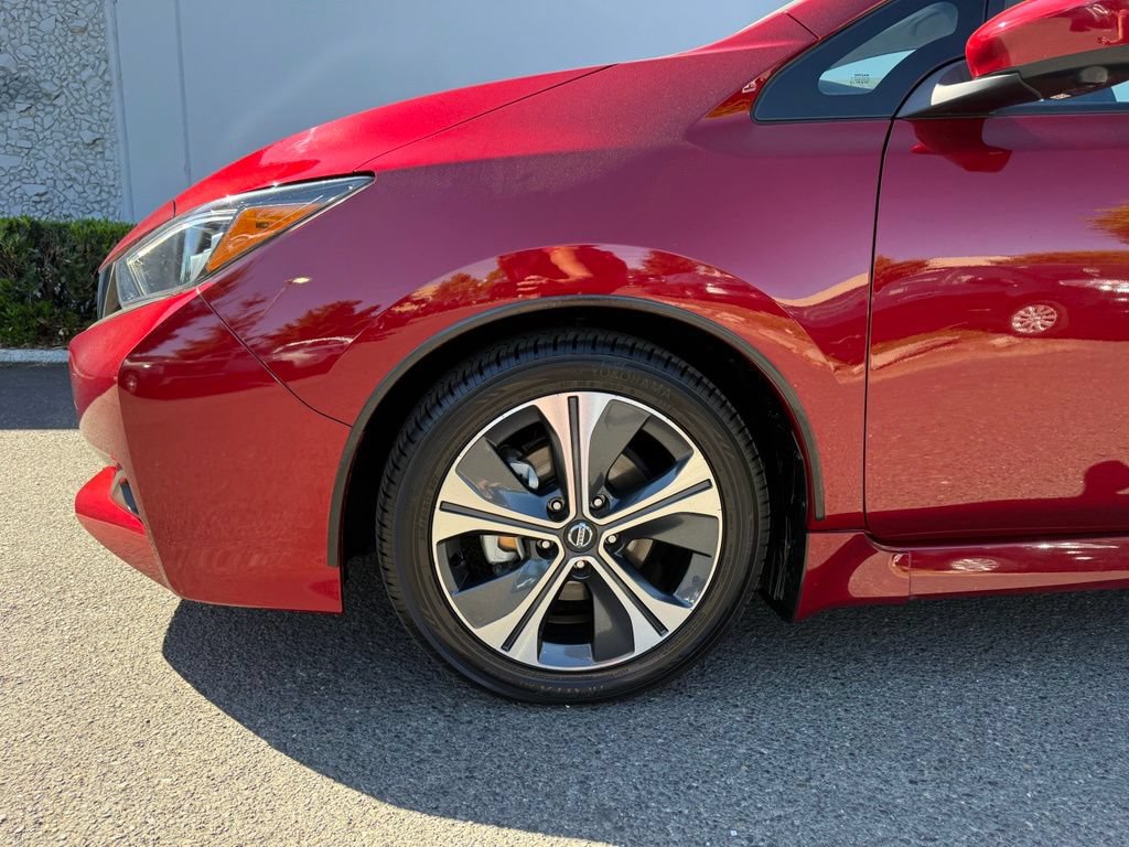 Certified 2020 Nissan Leaf SV w/ SV Technology Package FWD image 13