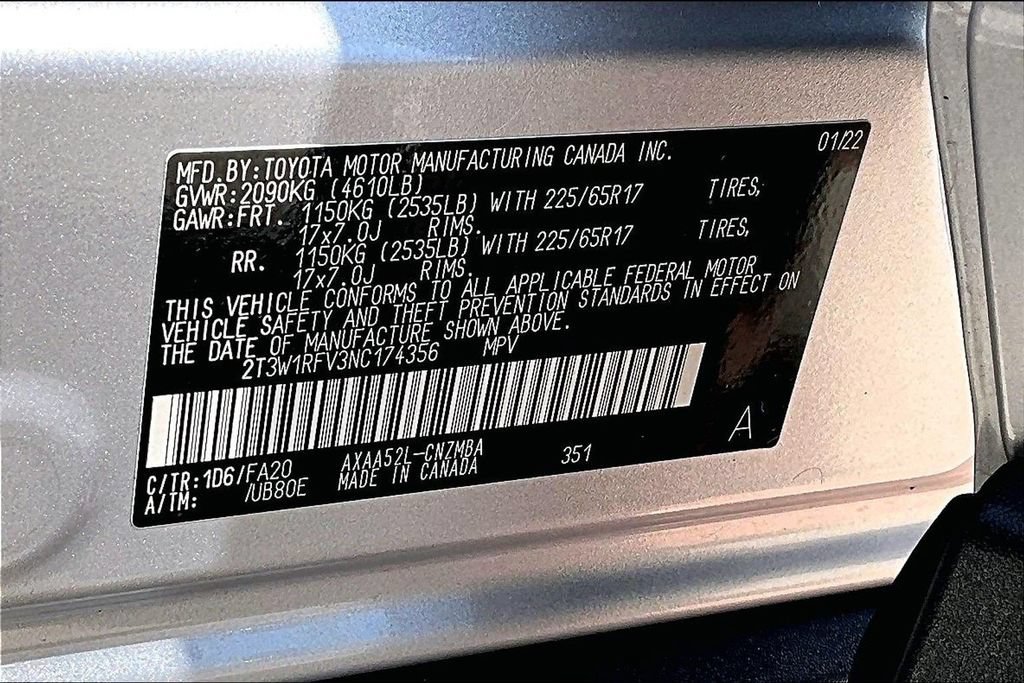 Used 2022 Toyota RAV4 XLE w/ Convenience Package FWD image 17