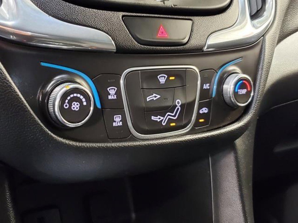 Used 2018 Chevrolet Equinox LT image 23