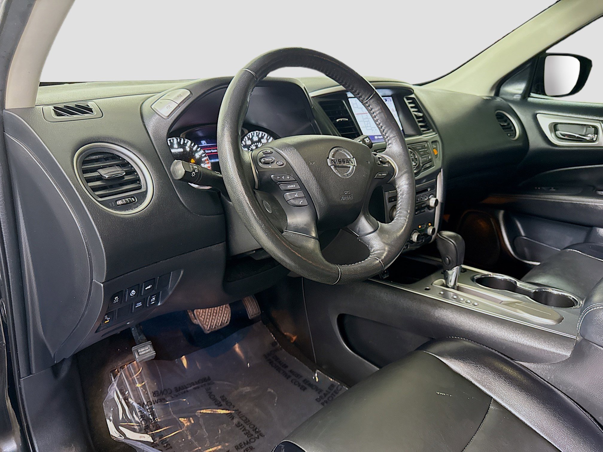 Used 2020 Nissan Pathfinder SL image 23