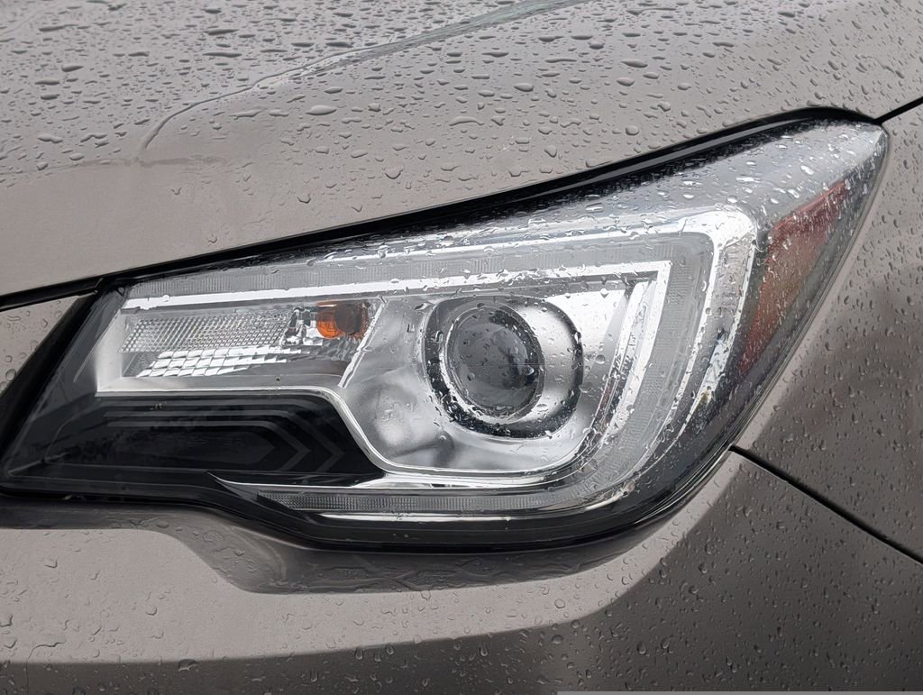 Used 2017 Subaru Forester 2.5i Touring image 16