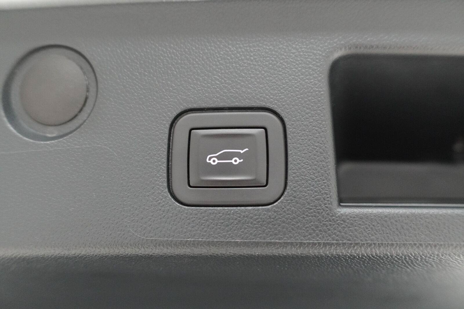 Used 2025 Chevrolet Equinox LT w/ Convenience Package II FWD image 30
