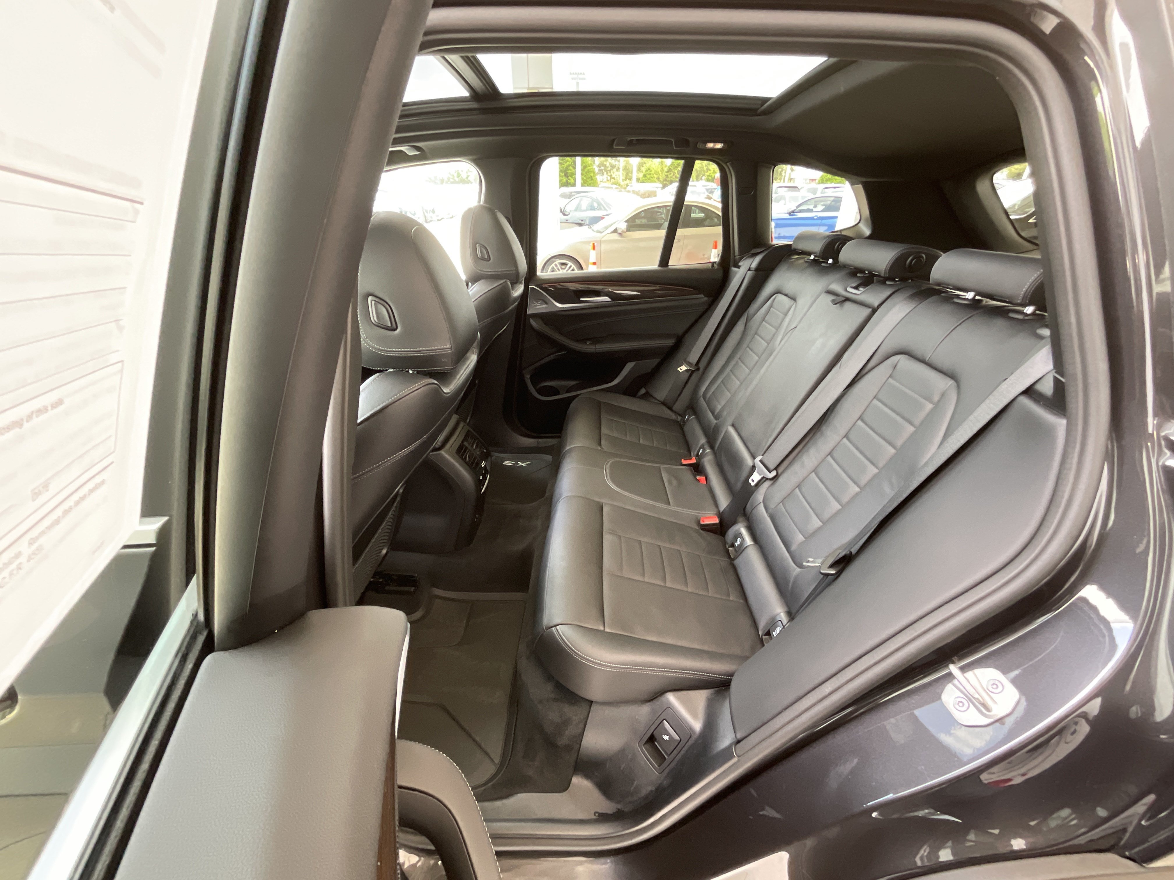 Used 2024 BMW X3 sDrive30i w/ Premium Package RWD image 27