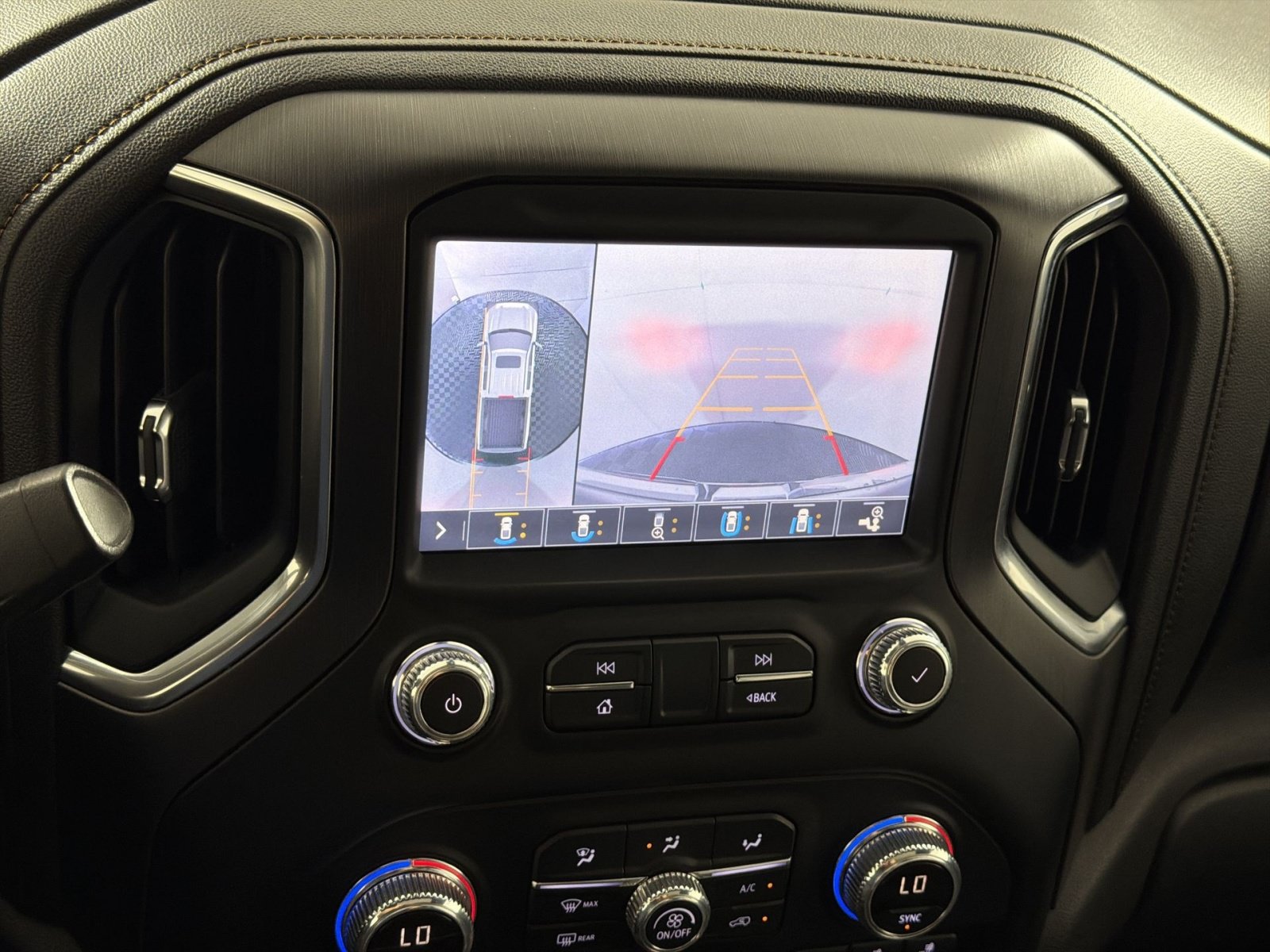 Used 2019 GMC Sierra 1500 AT4 w/ AT4 Premium Package AWD/4WD image 19