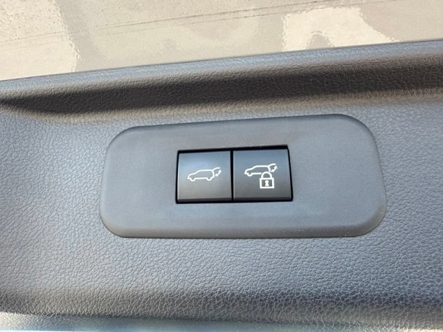 Used 2025 Toyota Grand Highlander AWD Hybrid image 13