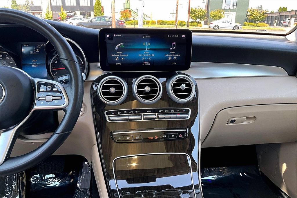Used 2022 Mercedes-Benz GLC 300 image 8