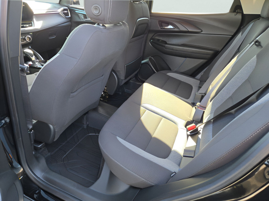 Used 2024 Chevrolet TrailBlazer LT w/ Convenience Package AWD/4WD image 22