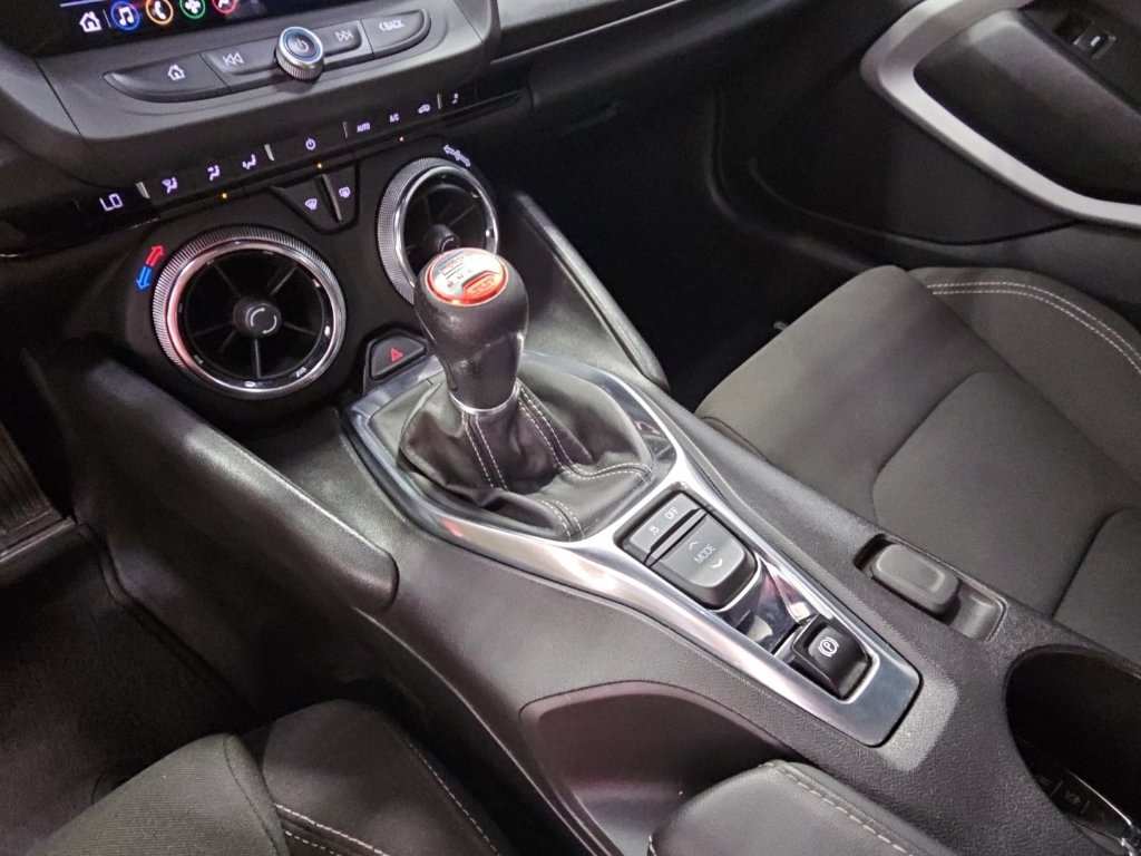 Used 2019 Chevrolet Camaro SS RWD image 20