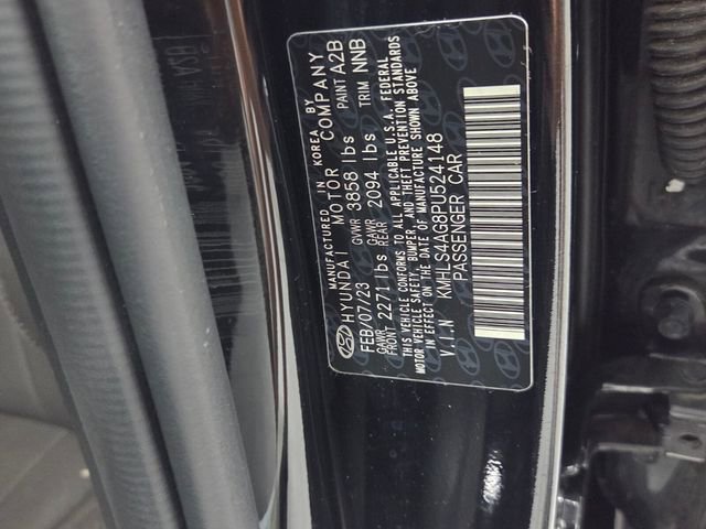 Used 2023 Hyundai Elantra SEL w/ Convenience Package FWD image 17