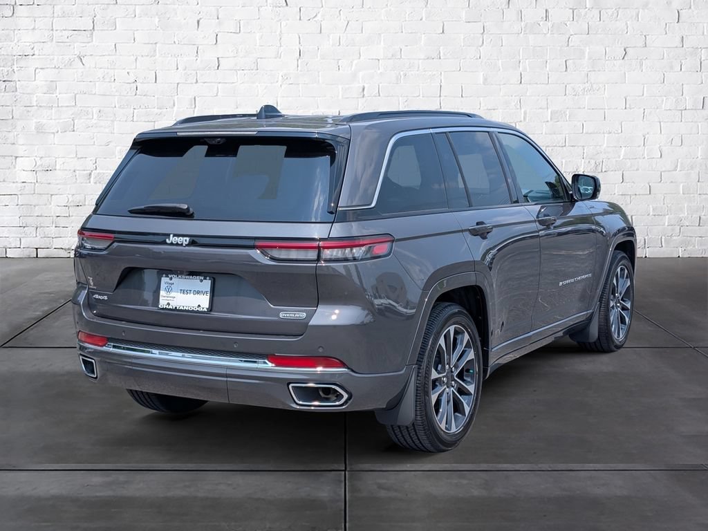 Used 2025 Jeep Grand Cherokee Overland w/ Luxury Tech Group IV AWD/4WD image 7