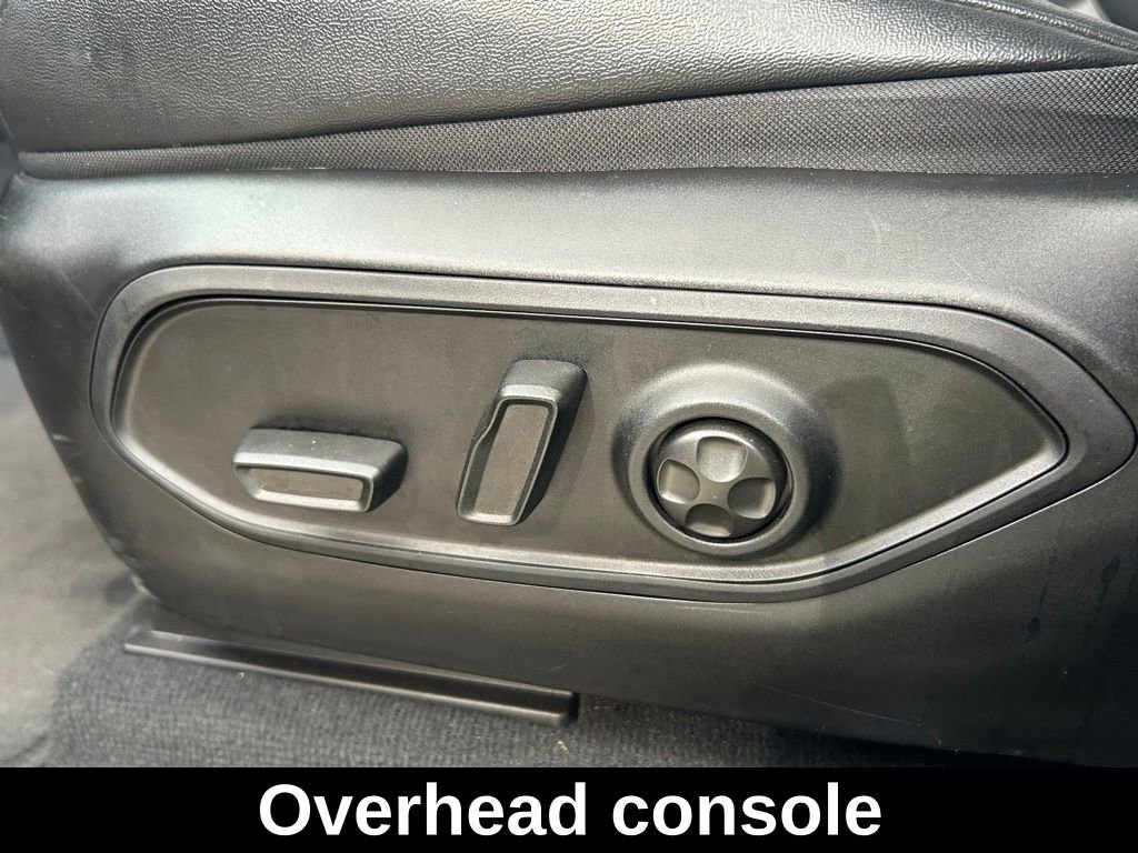 Certified 2024 Jeep Grand Cherokee Limited w/ Black Appearance Package image 19