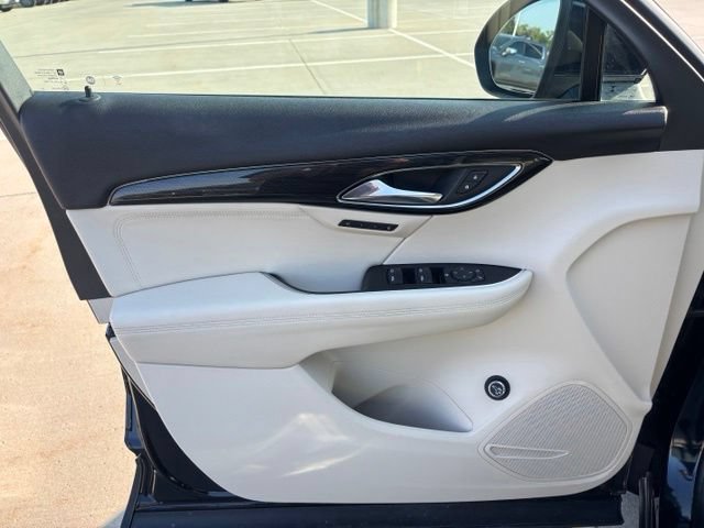 Used 2021 Buick Envision Essence FWD image 17