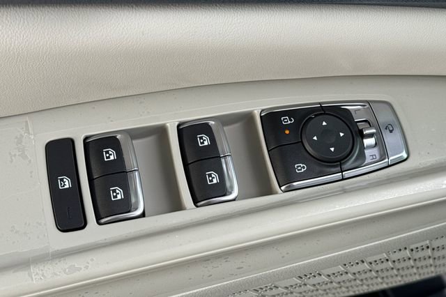 New 2026 Kia Carnival EX FWD image 13