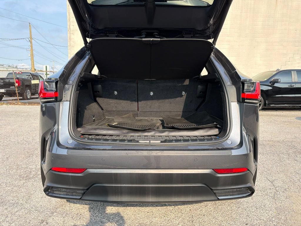 Used 2024 Lexus NX 350 AWD w/ Vision Package image 8