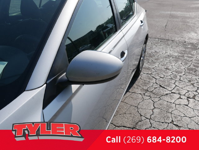 Used 2019 Nissan Altima 2.5 S FWD image 11
