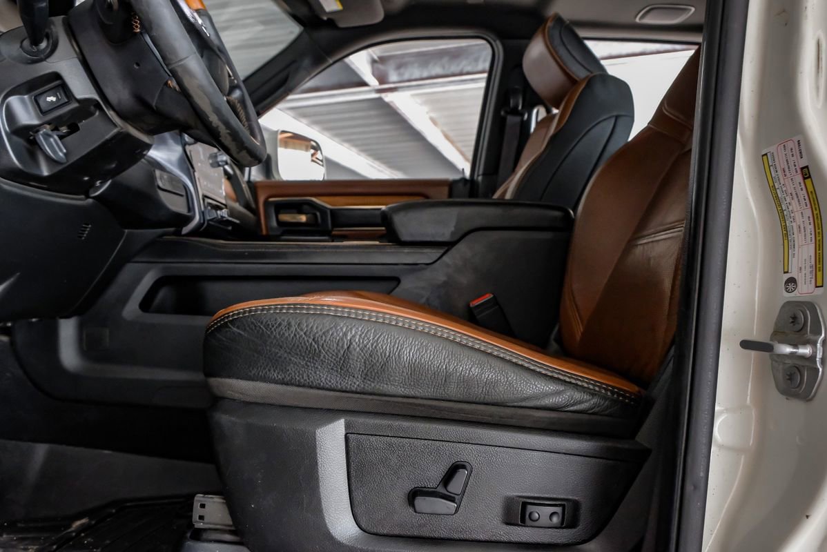 Used 2019 RAM 3500 Limited image 29