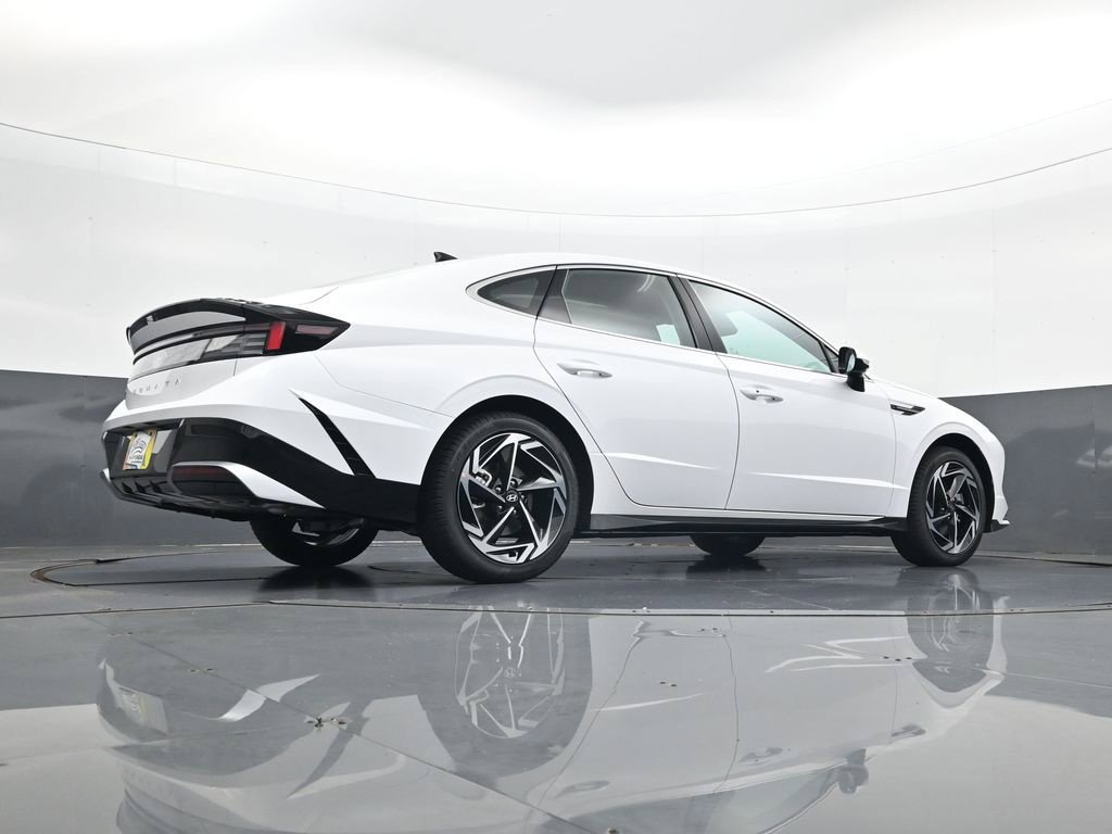 New 2026 Hyundai Sonata SEL FWD image 25