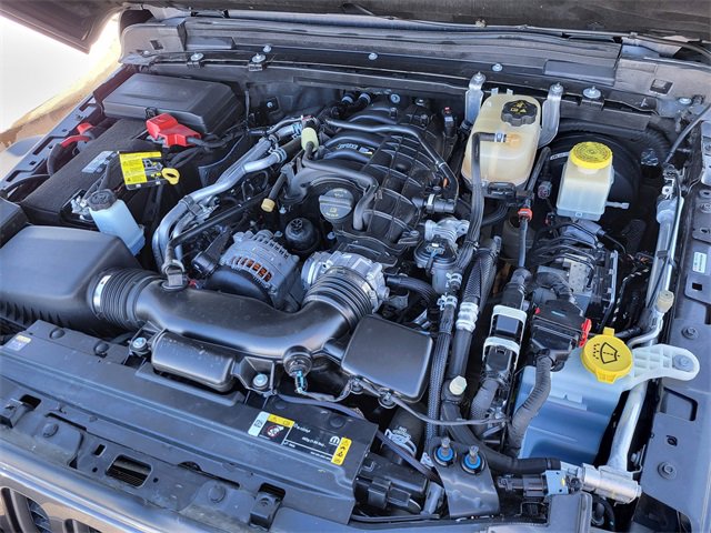 Used 2023 Jeep Gladiator Mojave w/ Cold Weather Group image 21