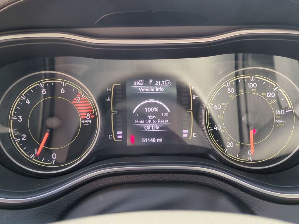 Used 2022 Jeep Cherokee Latitude w/ Sun & Sound Group image 16