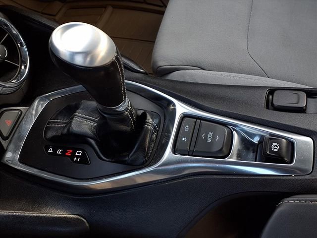 Used 2019 Chevrolet Camaro LT image 13