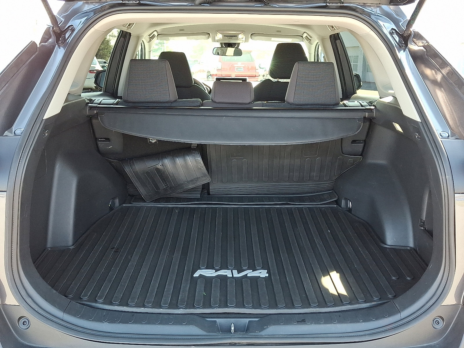 Certified 2023 Toyota RAV4 LE FWD image 7