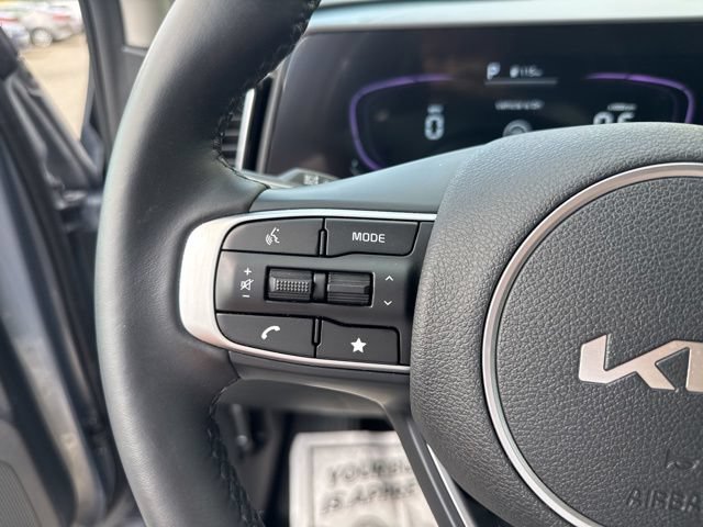 Certified 2023 Kia Sportage EX AWD/4WD image 19